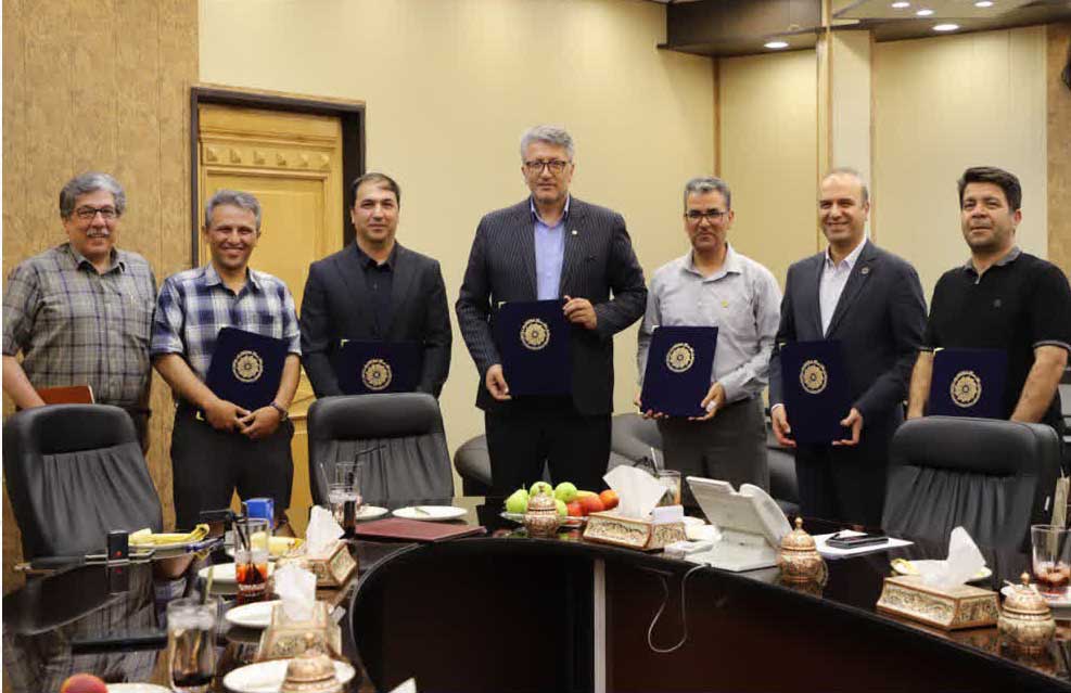 امضای شش تفاهم‌نامه راهبردی در جهت ارتقای کسب و کارهای کوچک و متوسط استان زنجان