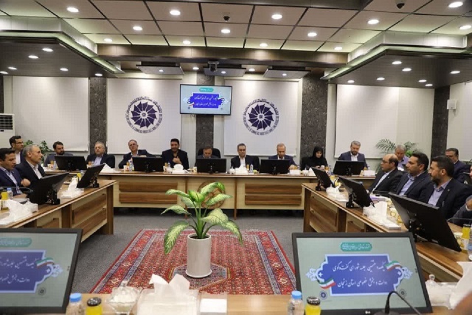 حضور کانون کارآفرینان زنجان در نشست صد و هشتمین شورای گفت‌وگوی دولت و بخش خصوصی با حضور استاندار استان زنجان 