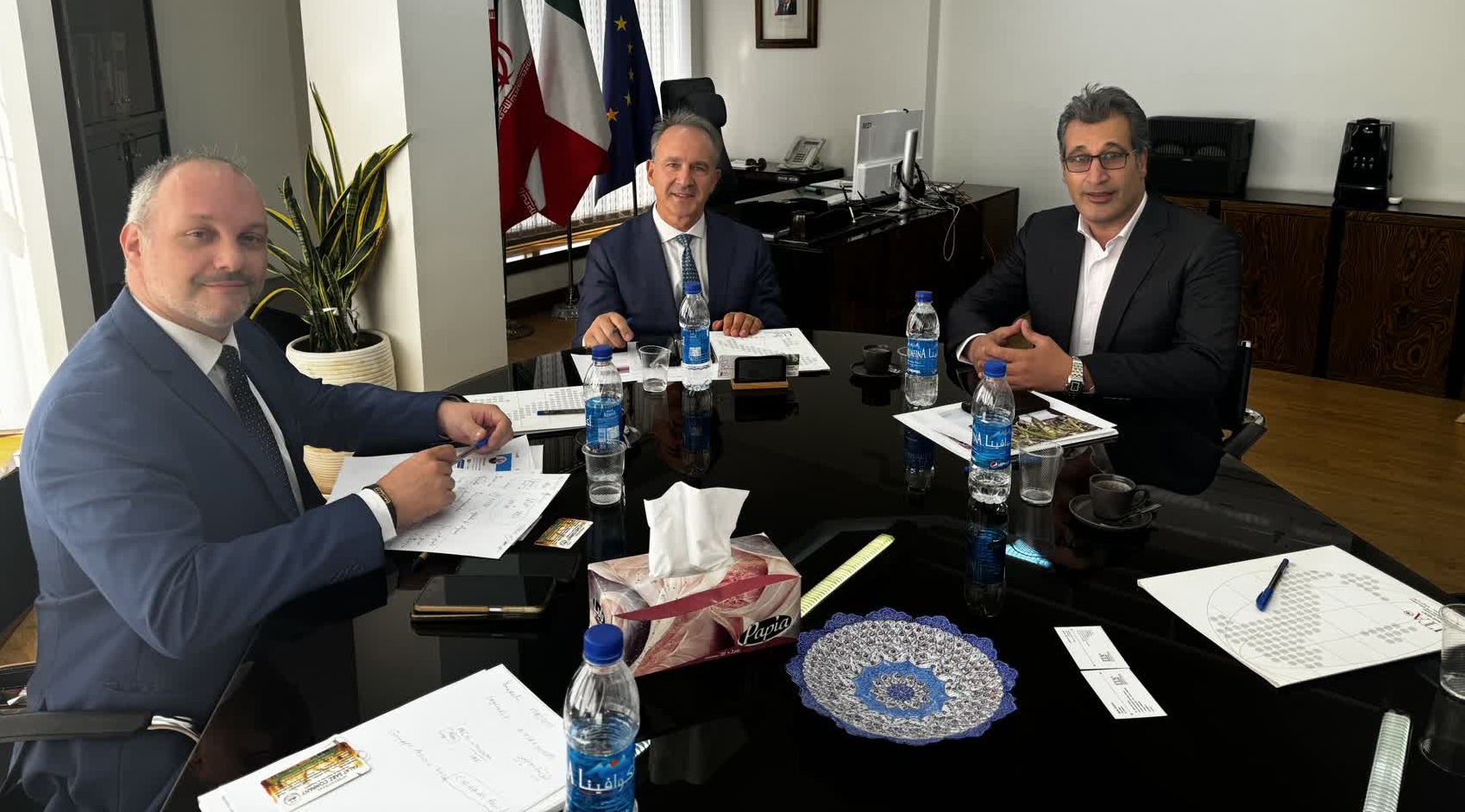 بررسی زمینه‌های همکاری مشترک ایران و ایتالیا در حوزه کارآفرینی و صادرات