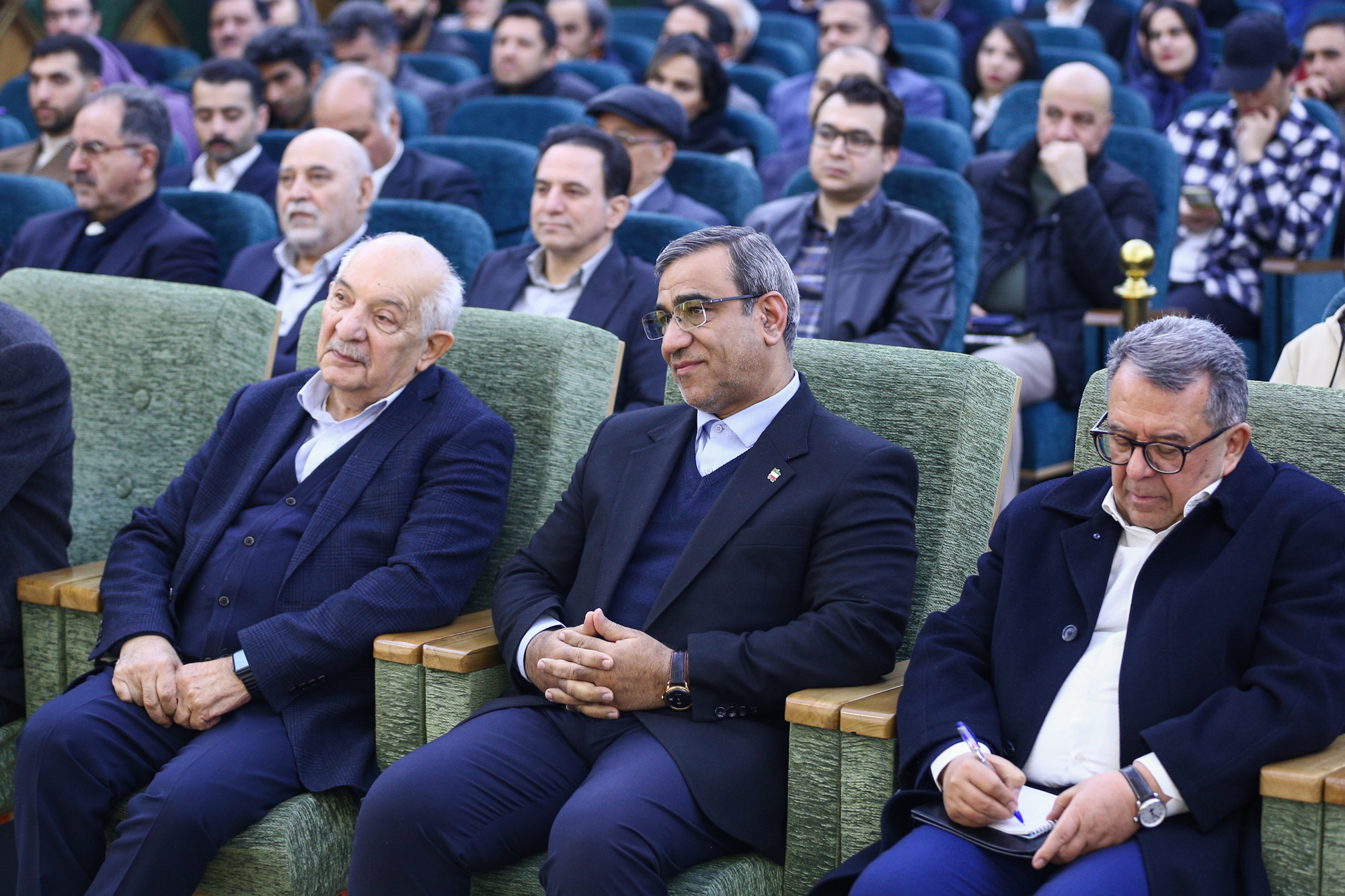 مراسم تجلیل از پدران کارآفرین و پیشکسوت اقتصادی